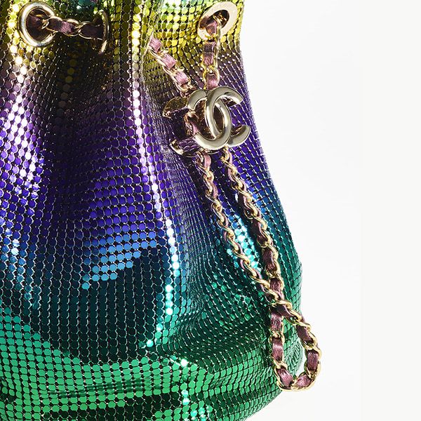 ☆シャネル ショルダーバッグ 偽物★メタリック メッシュ AS2861B06796NF629